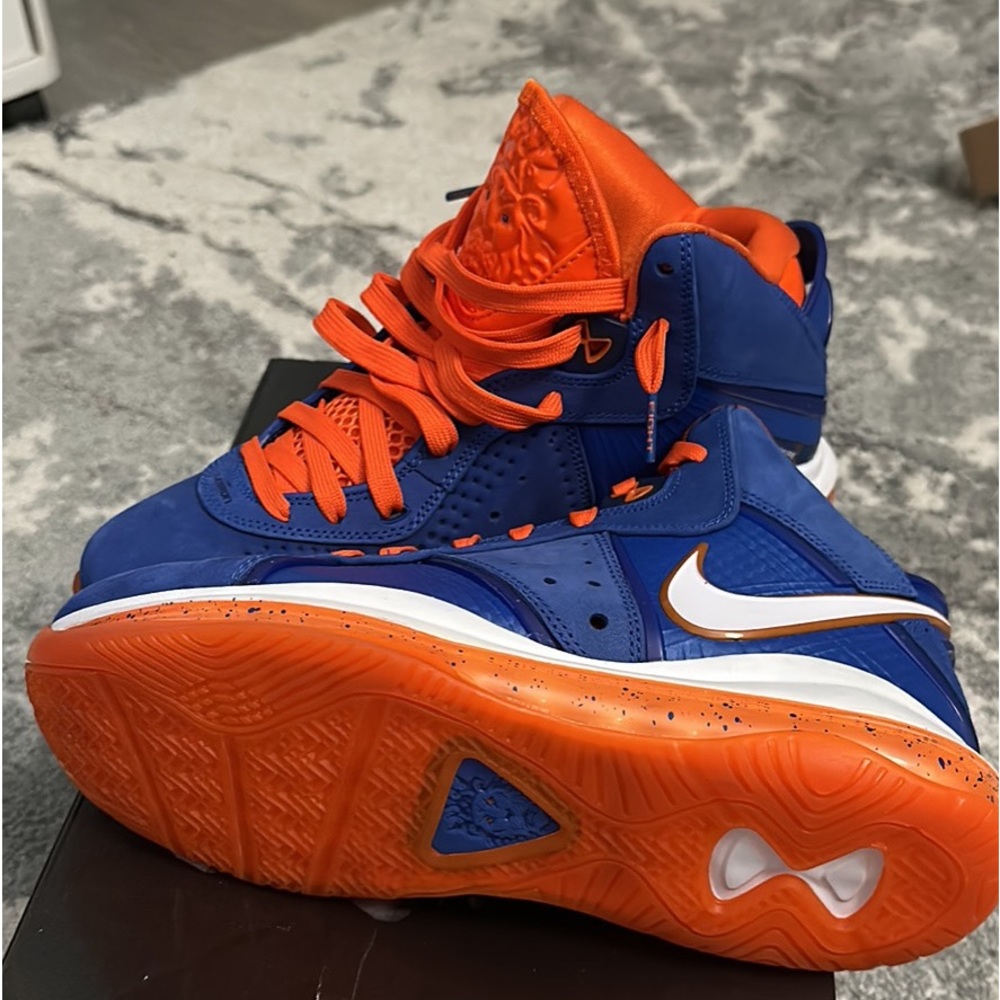 Lebron Nike